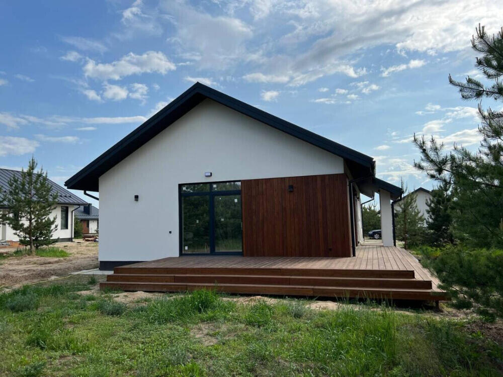 Дом 1 эт., 121 м², 8 сот.